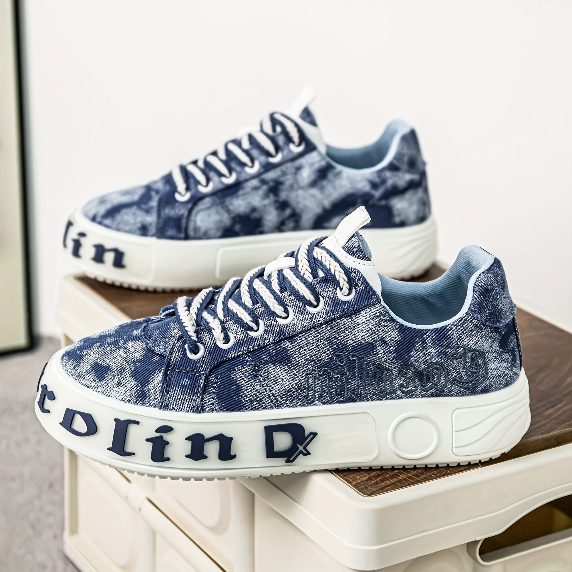 BJ888 Men'S Streetwear Skate Shoes - Low-Top Canvas Sneakers with Breathable Fabric Lining & Durable PVC Sole, Green Camo Design for Casual, Outdoor, Daily Wear, Skateboarding Shoes, Outdoor Footwear, Sporty Look, Fabric Lined Interior