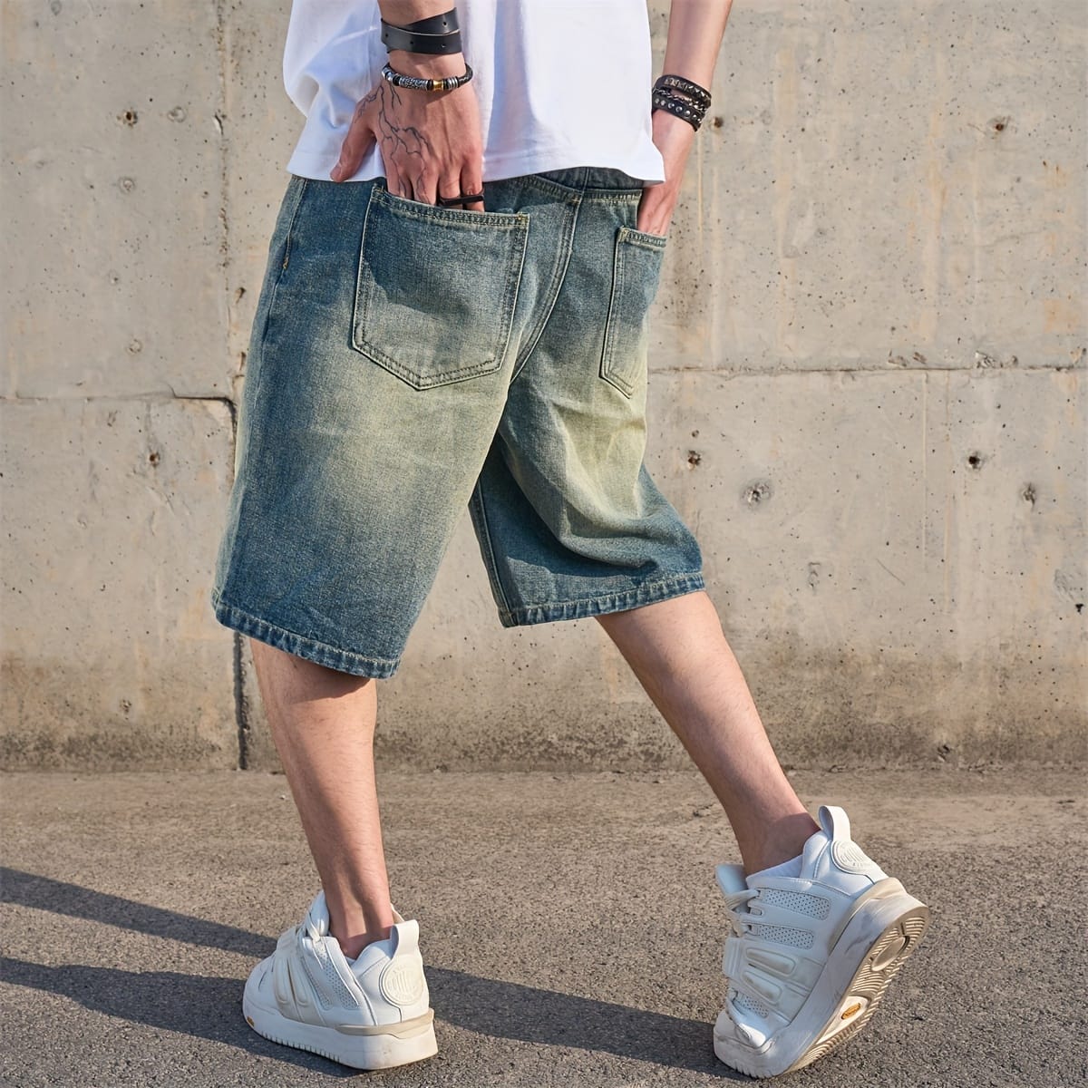 Men'S Casual Loose-Fit Denim Shorts - Knee-Length, Solid Color, Raw Hem, Non-Stretch Fabric, White Sneakers, Perfect for Summer, Casual Summer Wear|Raw Hem Shorts|Nonstretch Fabric