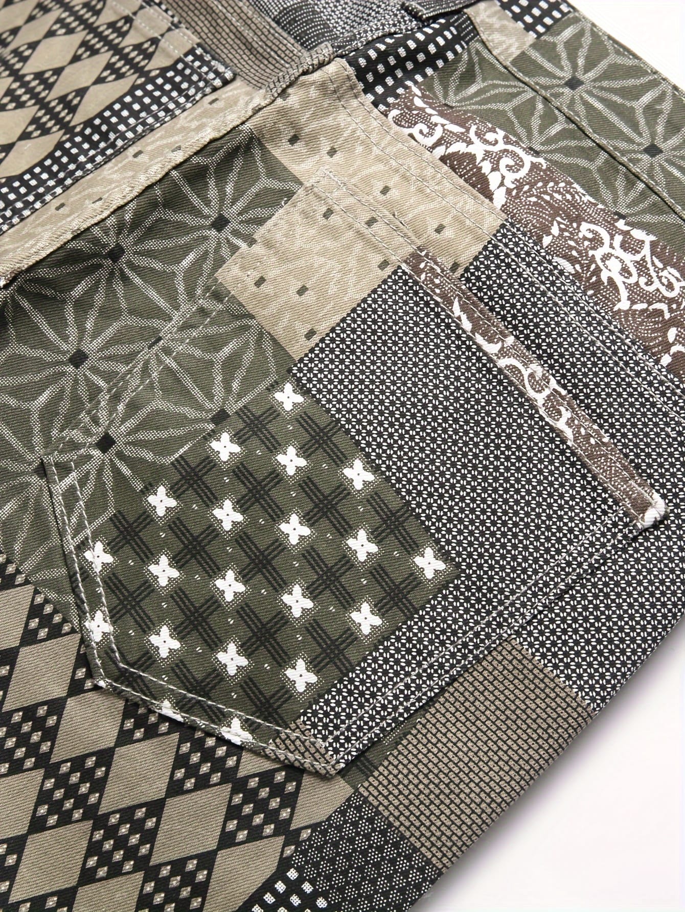 Stylish Patchwork Denim Jeans with Random Print Pattern