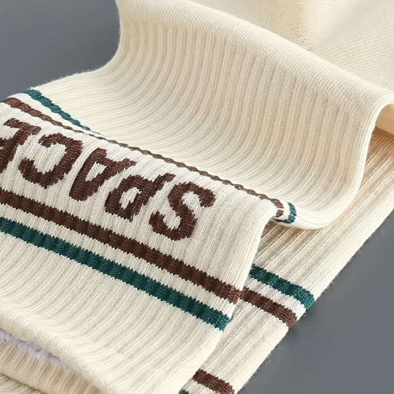 4/8 Pairs Retro Letter Print Casual Socks for Men & Women - Mid-Calf Athletic Socks with Bold Graphic Design, Breathable Polyester, Hand Wash/Dry Clean, Vintage Style for Casual Attire, Socks, Everyday Footwear, Stylish Lettering, Durable Socks, Comfortable Sock Material, Everyday Essentials, Sporty Look, Soft Sock Material, Unisex Socks, Casual Wearers