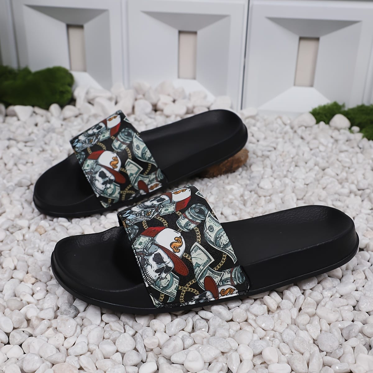 Unisex Black Slip-On Slippers with Skull & Money Print - Lightweight EVA Indoor/Outdoor Casual Shoes for Men & Women, All-Season Comfortable Beach Sandals, Summer Footwear, Adventurous Style, Breathable Fabric Lining, Indoor Footwear, Trendy Footwear, Durable Sandals, Slipresistant Footwear, Home Footwear