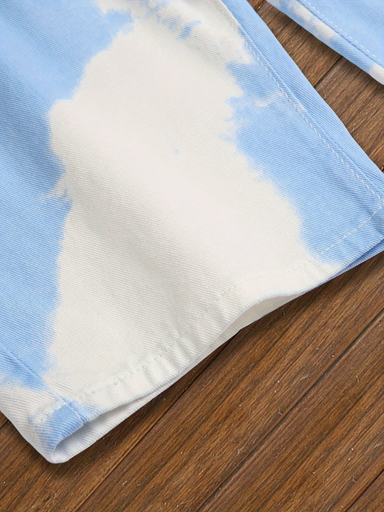 Men'S Sky Blue & White Tie-Dye Mid-Rise Denim Shorts - Casual 3D Print Knee-Length with Pockets, Comfortable for Outdoor Activities, Outdoor Shorts | Stylish Midrise | Comfortable Fit