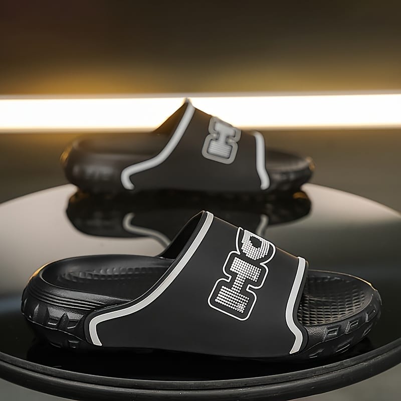 Fashionable And Versatile Men'S Open-Toe Sandals, Suitable for Home And Outdoor Beach Use, Made of Comfortable, Durable, Slip-Resistant, And Wear-Resistant EVA Material, New Style for Summer 2025.Suitable for Men & Women