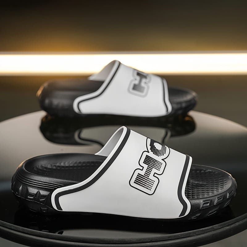 Fashionable And Versatile Men'S Open-Toe Sandals, Suitable for Home And Outdoor Beach Use, Made of Comfortable, Durable, Slip-Resistant, And Wear-Resistant EVA Material, New Style for Summer 2025.Suitable for Men & Women