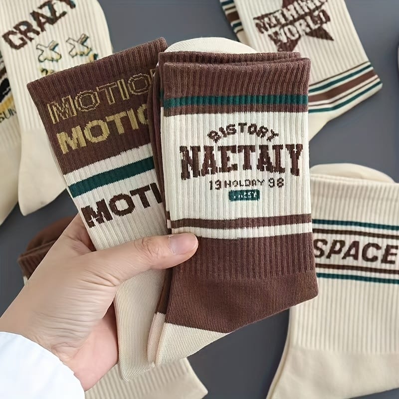 4/8 Pairs Retro Letter Print Casual Socks for Men & Women - Mid-Calf Athletic Socks with Bold Graphic Design, Breathable Polyester, Hand Wash/Dry Clean, Vintage Style for Casual Attire, Socks, Everyday Footwear, Stylish Lettering, Durable Socks, Comfortable Sock Material, Everyday Essentials, Sporty Look, Soft Sock Material, Unisex Socks, Casual Wearers