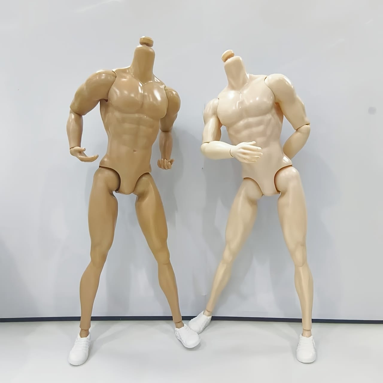 1pc Human Body Model Doll Accessory - Muscular Man. He Has a Clear And Full Chest Muscle Outline, Showcasing The Beauty of Male Strength. The Plain Body Is 31Cm Tall And Available in Three Colors. It Can Be Used As a Figure, Doll, Or Decorative Item; a Birthday Gift Or Present, Doll Shoes