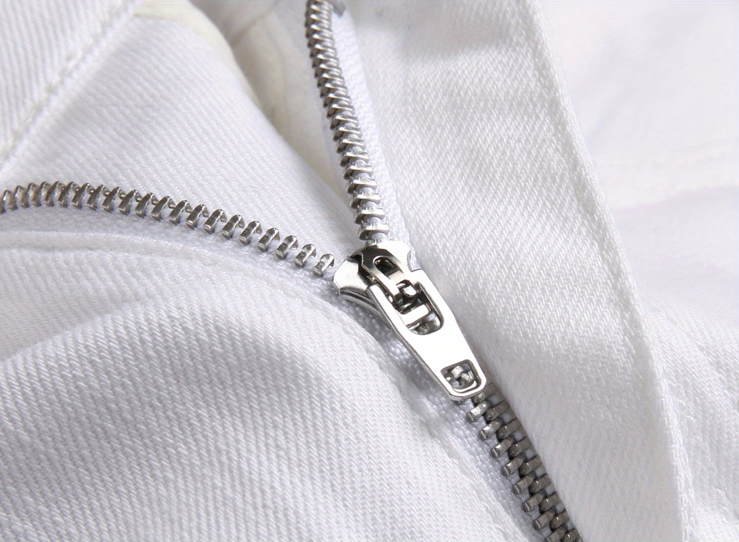 Camouflage Pattern Slim Fit Jeans, Men's Casual Slightly Stretch Street Style Slant Pockets Denim Jeans For Spring Summer