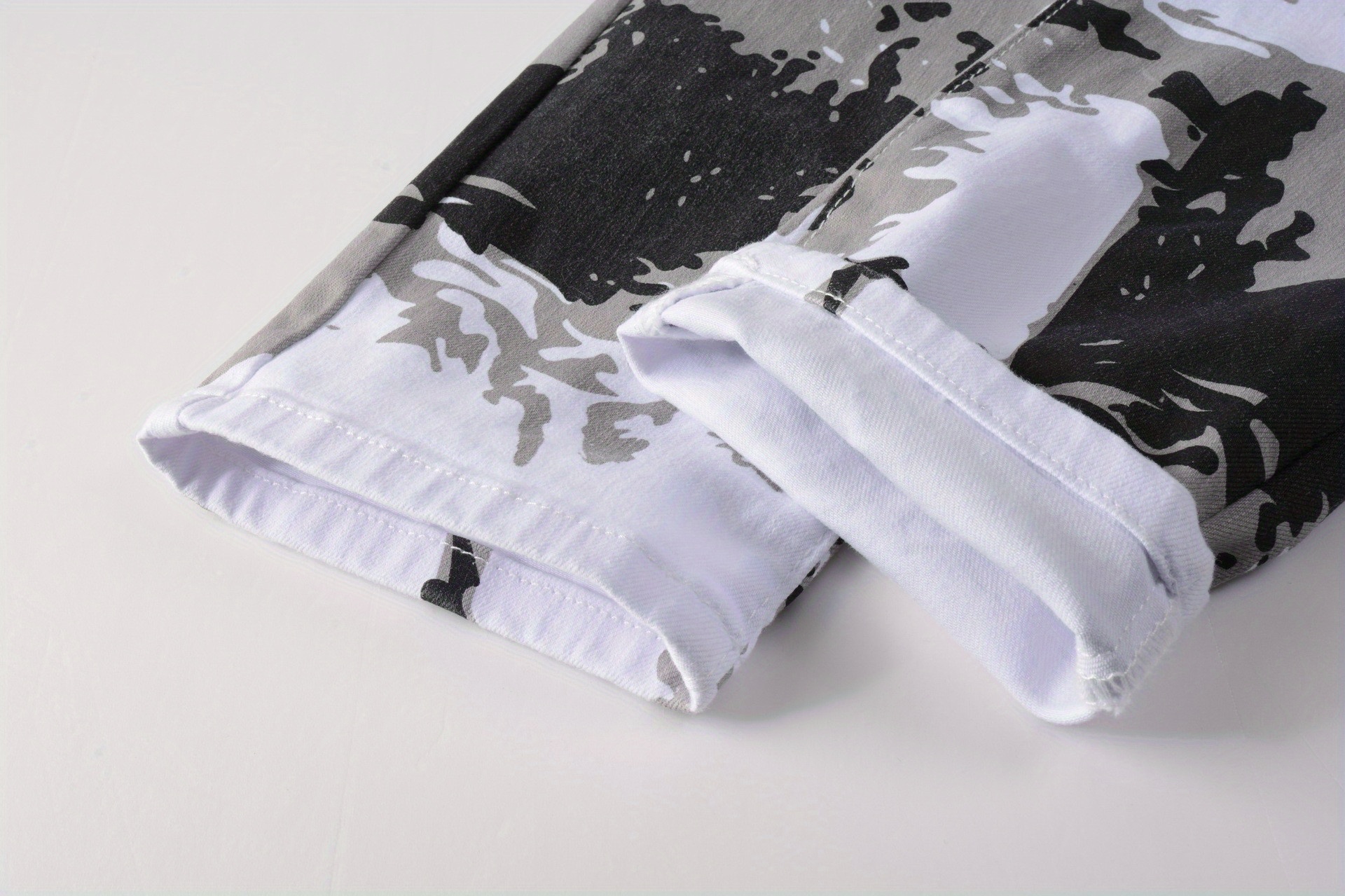 2023 New Arrival Men'S Slim-Fit Stretch Denim Jeans with Camo Print - White, Black & Gray, Casual Streetwear Style, Comfortable Outdoor Hiking Pants for All Seasons, Hiking Pants, Trendy Streetwear, Medium Elasticity