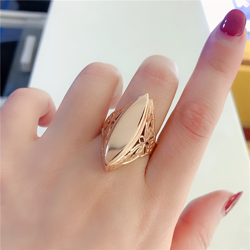 Elegant Adjustable Open Ring for Women - Chic Rose Golden Plated Copper, Smooth Finish, Fashionable Daily & Wedding Accessory