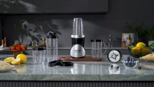 Smoothie Blender, Blender for Shakes and Smoothies, 15pcs Personal Blender and Grinder Combo for Kitchen Single Serve Mixer Blender for Juices Youngsters Food Nutritious Recipe with Brush, Juicing Station|Modern Kitchen Appliance|Durable Construction