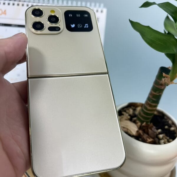 product-fancy-0341f122-077a-44bc-a911-66966b003a43 The new 2G foldable mobile phone features dual SIM dual standby for calls and text messages, 8-language switching, flashlight function, TF card insertion, portability, and is suitable for travel, school, and as a backup phone