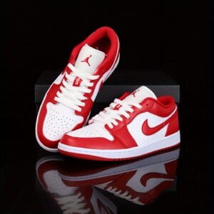 NIKE Jordan Men's Air Jordan 1 Low "Aluminum" Retro Basketball Shoes in Red and White