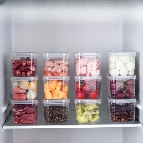 4pcs Fruit and Vegetable Fresh-Keeping Containers Suitable for Sealing and Storing Fruits, Vegetables, and Meats with Large Capacity, Easy to Clean, Reusable for Refrigerator Freshness, Outdoor Picnic, Convenient to Carry, Ideal Choice for Home Use