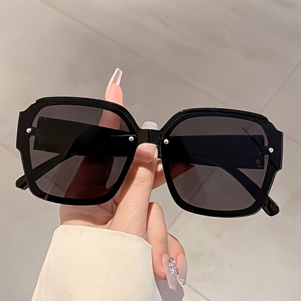 Women'S Oversized Fashion Glasses with Rhinestone Accents - White Frame, Black Lenses, Quilted Design, Stylish and Versatile for Daily Wear, Fashionable Eyewear | Quilted Texture Glasses | Polycarbonate Lenses