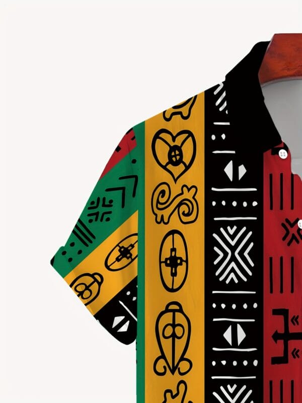 Men'S Bohemian Print Short Sleeve Shirt - Vibrant 3D Digital Print with Geometric & Floral Patterns, Black Collar & Button Details, Casual Style for Casual Attire, Bohemian Style Shirt