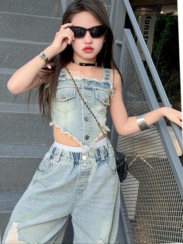 Fashionable Summer Denim Outfit for Girls, Featuring a Trendy Two-Piece Set with Wide-Leg Pants And a Camisole, for Outdoor