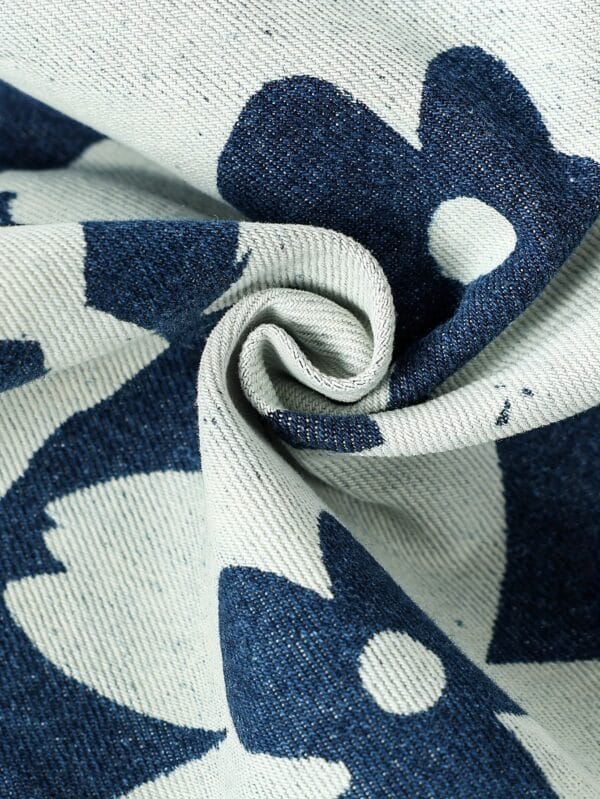 product-fancy-43799f4f-7f8c-4b42-b5a0-ba9894350f90 Men'S Stylish Versatile Summer Non-Stretch Wide-Leg Faux Denim Shorts with Fashionable Front And Back Prints.