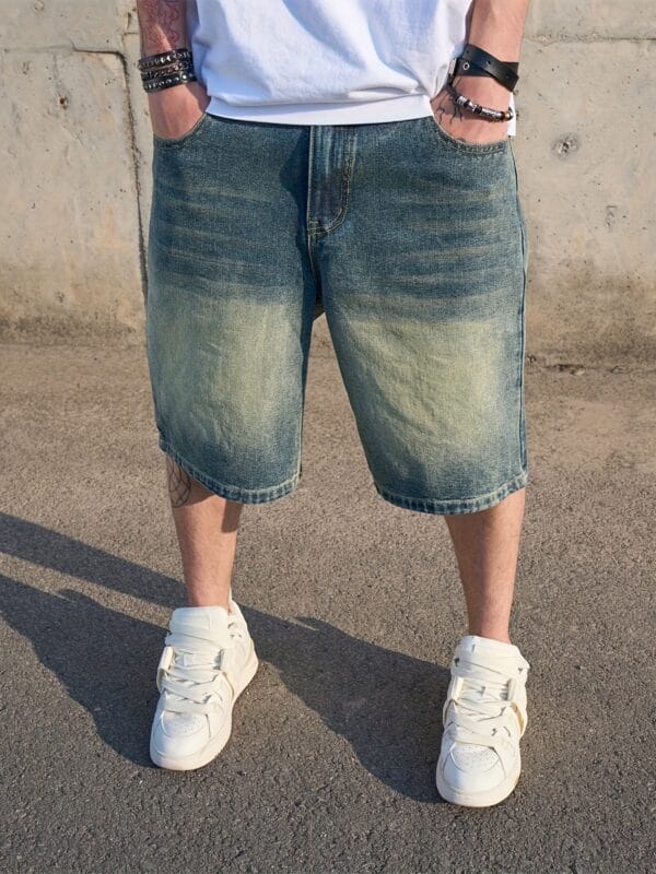 Men'S Casual Loose-Fit Denim Shorts - Knee-Length, Solid Color, Raw Hem, Non-Stretch Fabric, White Sneakers, Perfect for Summer, Casual Summer Wear|Raw Hem Shorts|Nonstretch Fabric