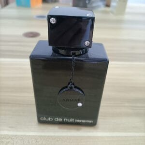 Armaf Perfumes Club de Nuit Nightclub Party Vietnam Perfume - Intense Floral Scent, Long-Lasting Fragrance for Men, Elegant Black Bottle with Golden Accents, Perfect for Nightclub & Casual Attire, Nightclub Fragrance, Sophisticated Packaging, Highquality Perfume