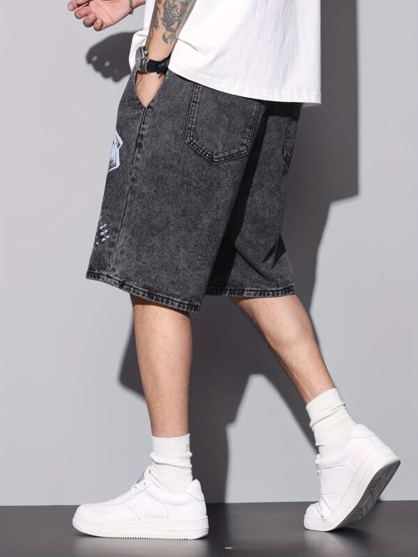 American Street Style Denim Shorts with Print, Elastic Waistband And Drawstring Design, Wide Leg Half-Length Pants for Men And Women, Loose Fit Without Belt/Without Pendants