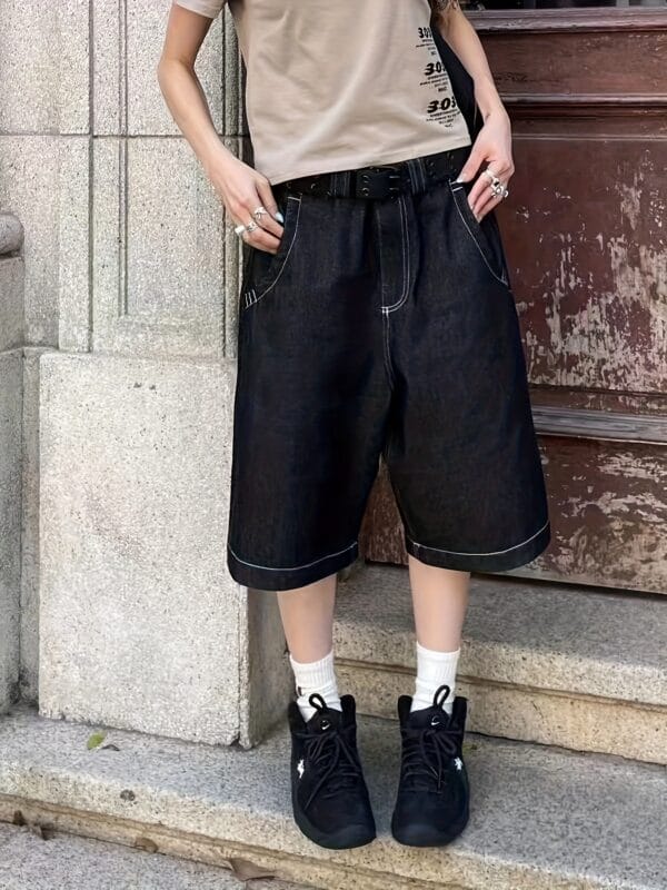 Men's Hip-Hop Street Style Mid-Waist Loose Straight Denim Shorts - Skateboard Casual 19.05cm Length, Plus Size Original Color Jeans, Machine Washable for Beach & Urban Fashion, Streetwear Essentials, Highwaisted Design, Durable Fabric, Trendy Embroidery, Sturdy Construction, Streetwear Enthusiasts