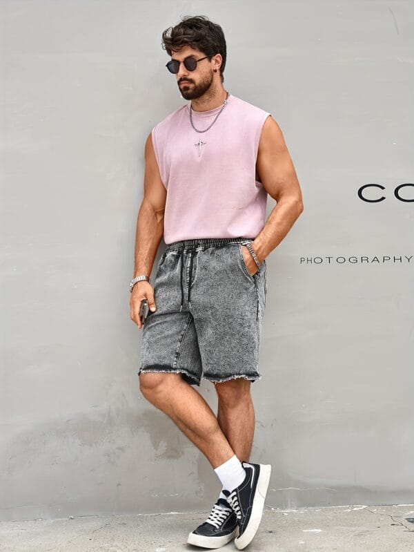 Men's Light Wash Distressed Casual Denim Shorts - Relaxed Straight-Leg Short Length with Frayed Hem & Belt Loops, Machine Washable Summer Shorts with Functional Pocket for Casual Attire (No-Stretch Denim Fabric)