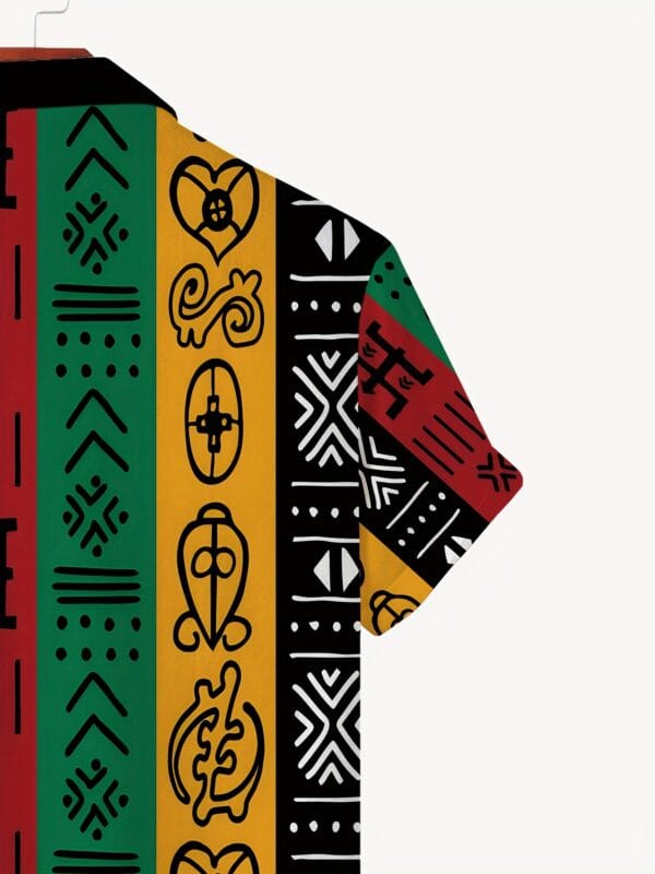 Men'S Bohemian Print Short Sleeve Shirt - Vibrant 3D Digital Print with Geometric & Floral Patterns, Black Collar & Button Details, Casual Style for Casual Attire, Bohemian Style Shirt