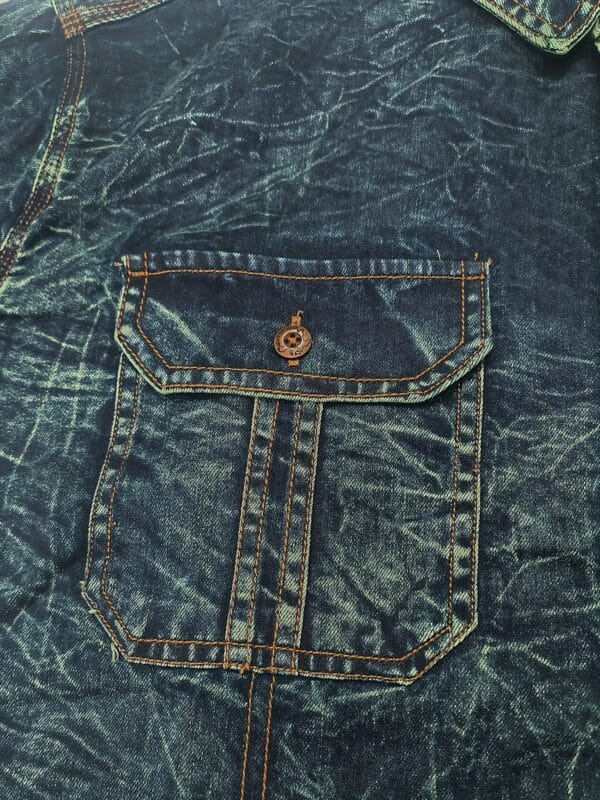 Men'S Slim-Fit Vintage Washed Denim Long Sleeve Shirt with Double Chest Pockets & Button- Collar - Casual Retro Style for All-Season Layering, Versatile Clothing, Classic Buttonup, Durable Fabric