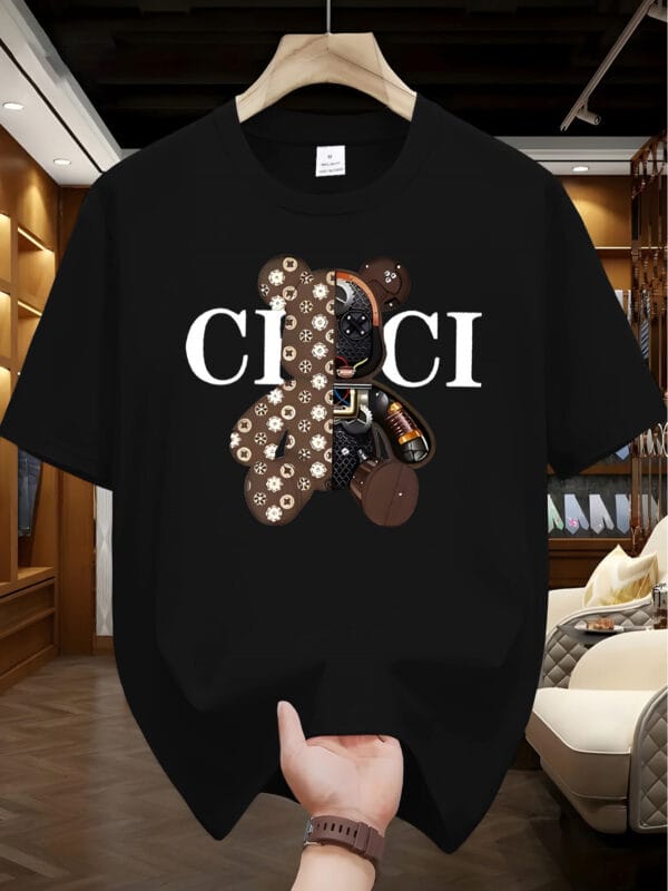product-open-d80fa5f5e2814d6eb640aef339715e33-goods Men'S Vintage "CHICCI" Graphic T-Shirt - Brown Mechanical Bear Design, Crew Neck, Short Sleeve, Stretch Polyester, Casual & Sporty Style, Regular Fit Tee for Casual Attire