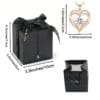 Rose rouge artificielle éternelle dans une boîte en verre – Cadeau idéal pour la Saint-Valentin, la fête des Mères ou Noël pour femme, épouse, petite amie ou grand-mère – Décoration d'intérieur élégante avec pendentif en forme de cœur