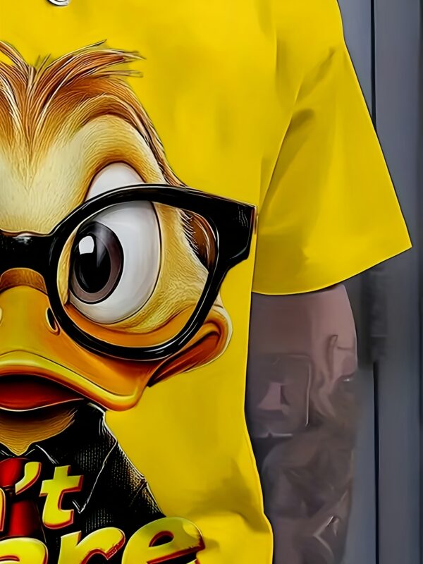 1pc Men's 3D Digital Print Yellow Duck with Glasses Graphic T-Shirt, Comfortable Round Neck Short Sleeve Tee, Regular Fit for Spring, Summer & Fall, Duck T Shirt