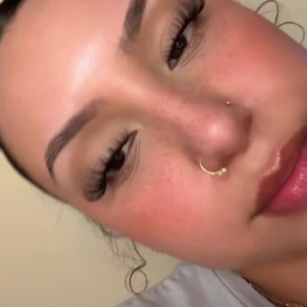 740/200pcs DIY Lash Clusters Eyelash Extension Kit, 2-in-1 Lash Bond, Tweezers, Glue Remover, Lash Brush, 30D+40D+50D 9-16mm Mix Lash Clusters for Beginner DIY At Home And Reusable for Daily Wear & Party & Halloween & Christmas